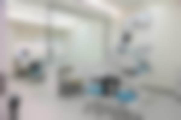 青岛优诺拾贰号口腔门诊部（CBD店）    