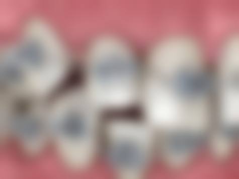 何宏伟的学术积累与从业资历