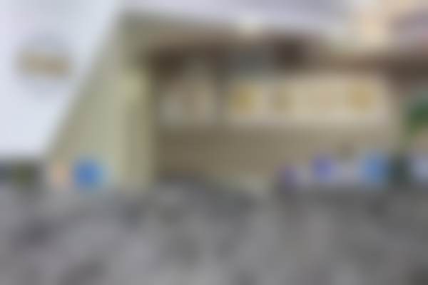 柳州东成口腔门诊部