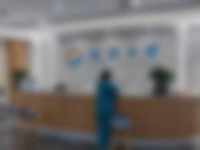 张倩的价格收费与坐诊安排